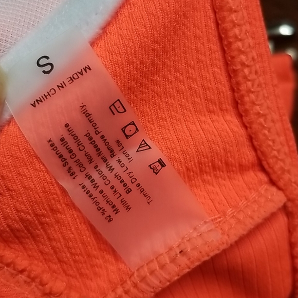 ESCAPE Swimwear | Bikini Top - Picture 8 of 8